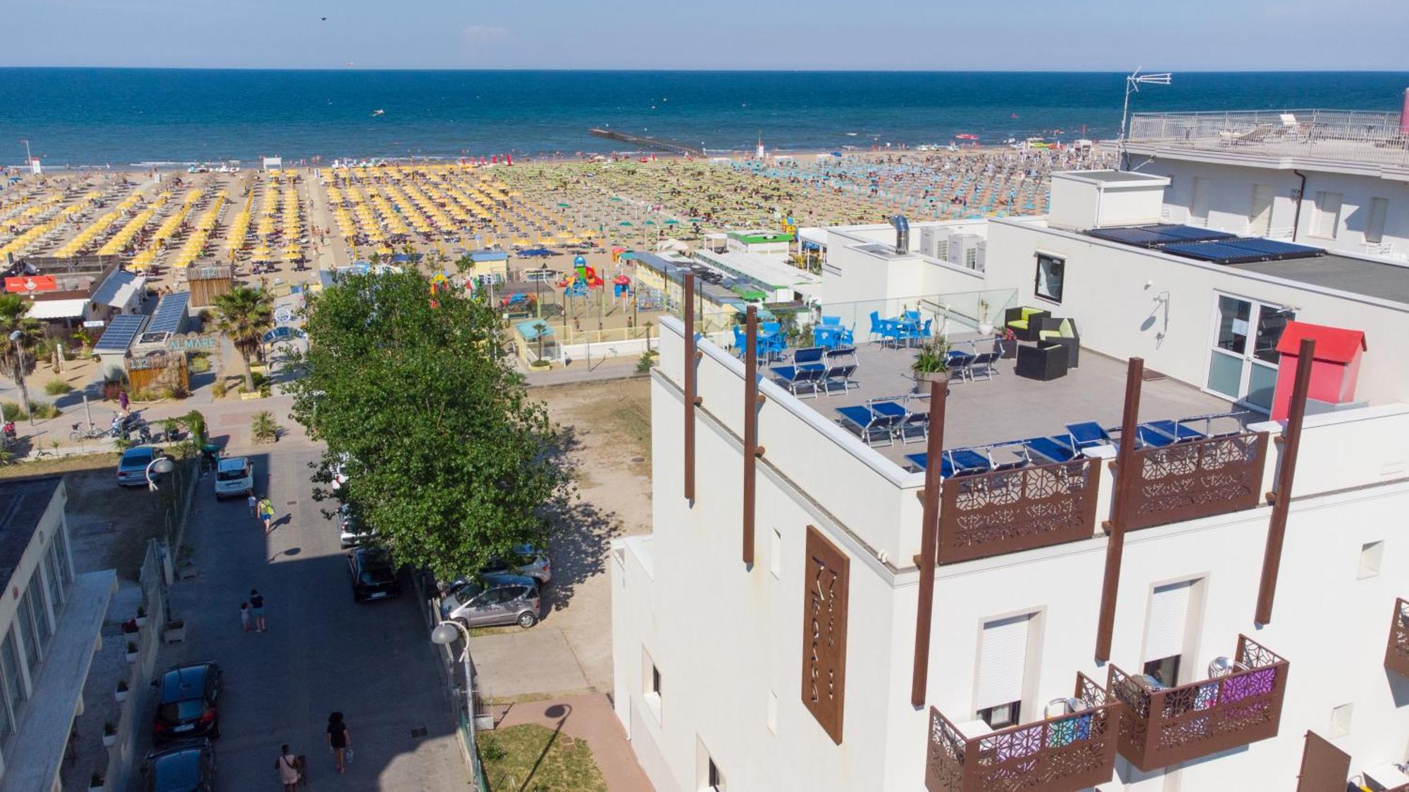 Hotel Nuova Medusa Rimini Bagian luar foto