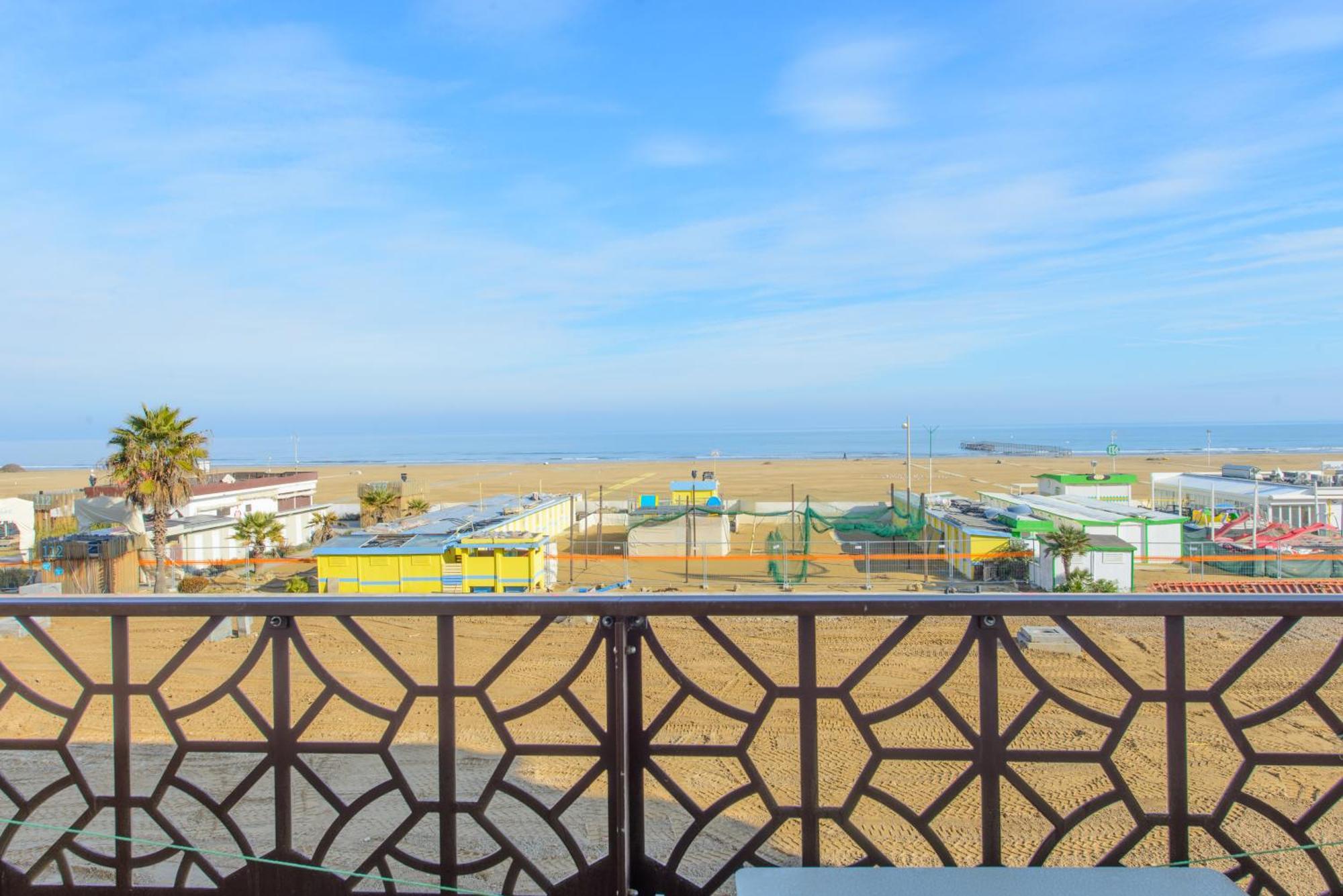 Hotel Nuova Medusa Rimini Bagian luar foto